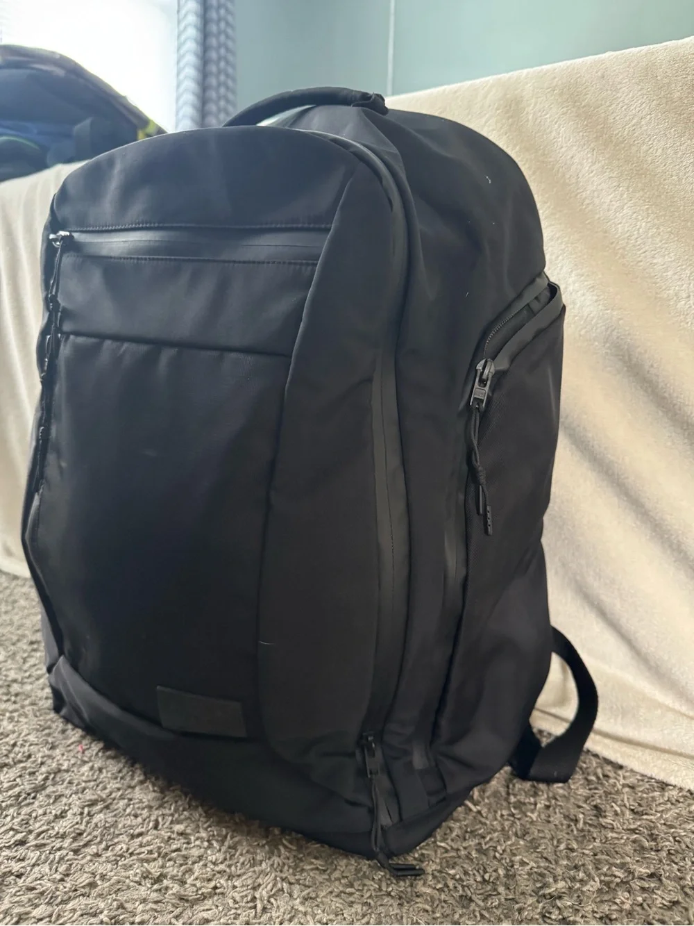 Abercrombie & Fitch sleek black